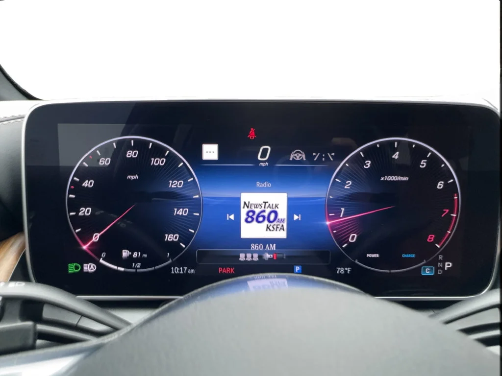 Used 2023 Blue Mercedes-Benz GLC 300 image 42