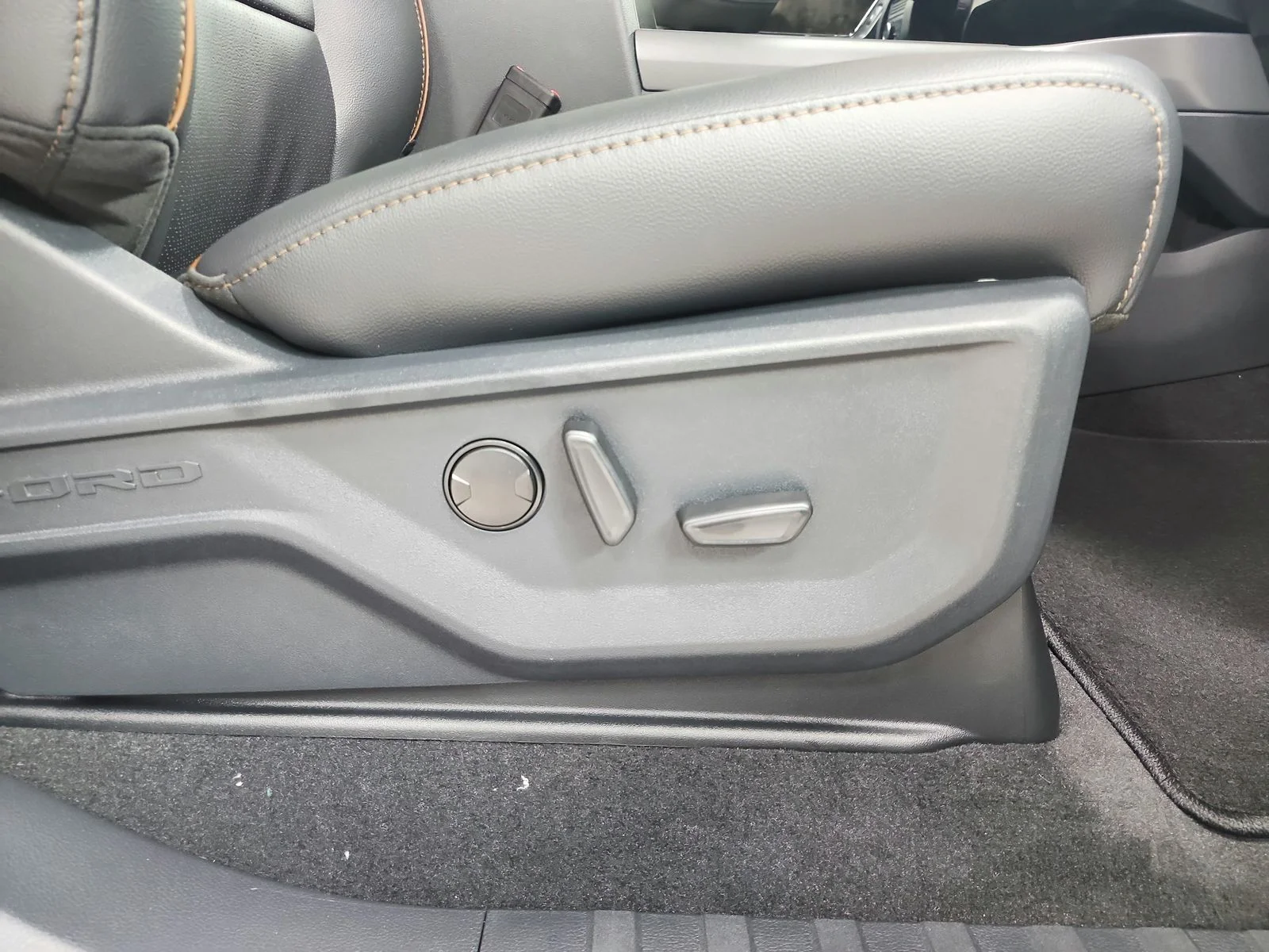New 2026 White Ford Lariat image 39