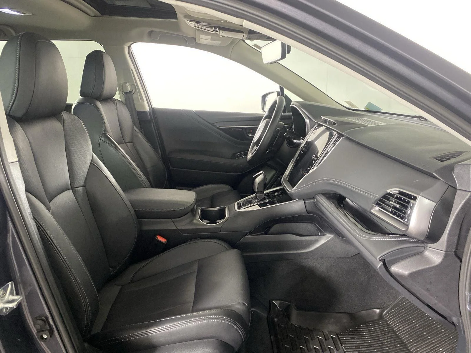 Used 2024 Magnetite Gray Metallic Subaru Limited image 32