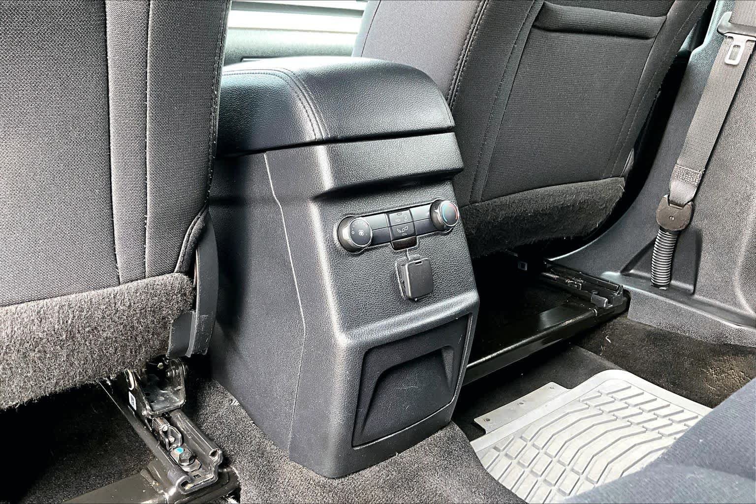 Used 2017 Smoke Quartz Metallic Tinted Clearcoat Ford XLT image 36