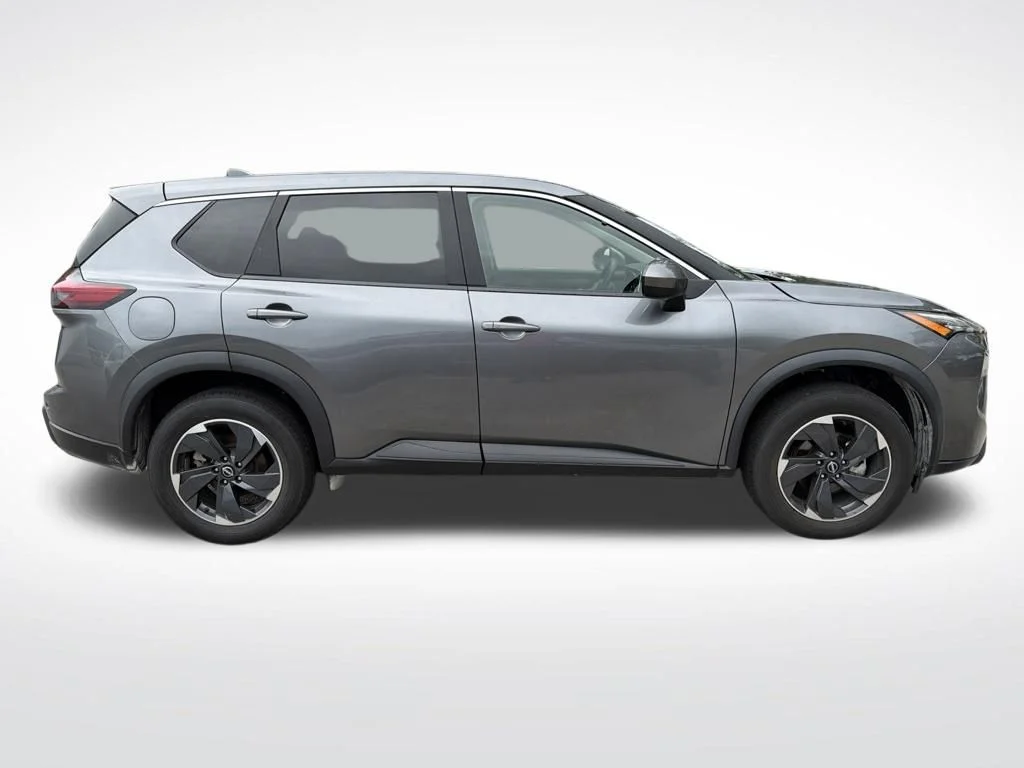Used 2024 Gun Metallic Nissan SV image 4