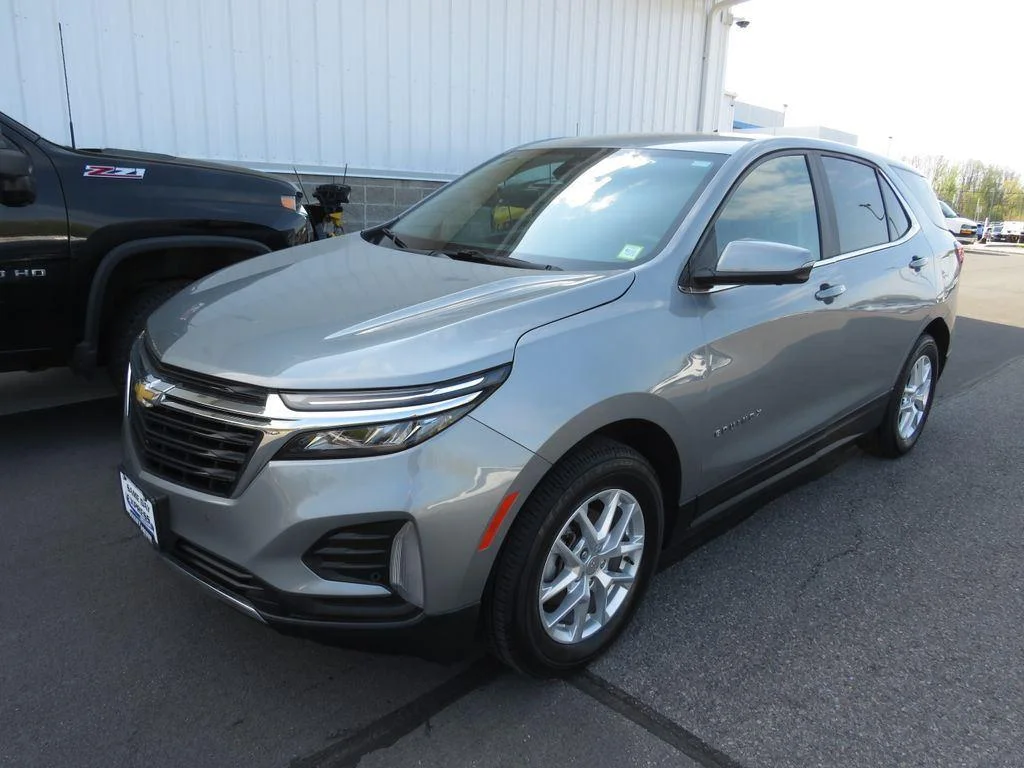 Used 2024 Sterling Gray Metallic Chevrolet LT image 10