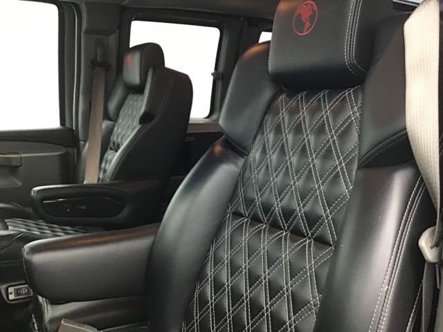 Used 2023 Silver GMC Explorer Limited SE image 20