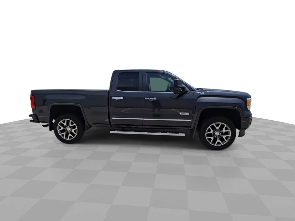 Used 2015 Silver GMC SLT image 9