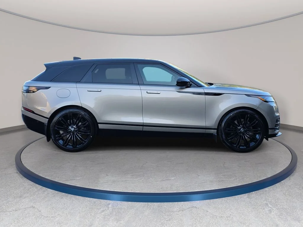 New 2026 Batumi Gold LAND ROVER Dynamic SE image 4