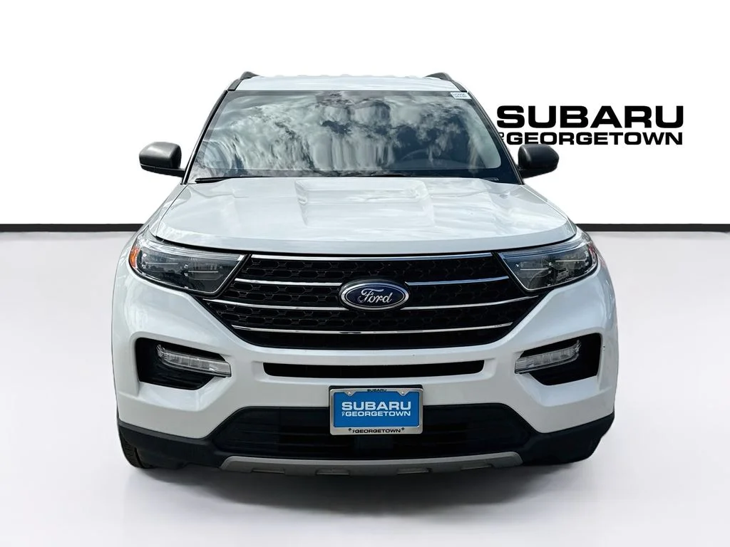 Used 2022 White Ford XLT image 2