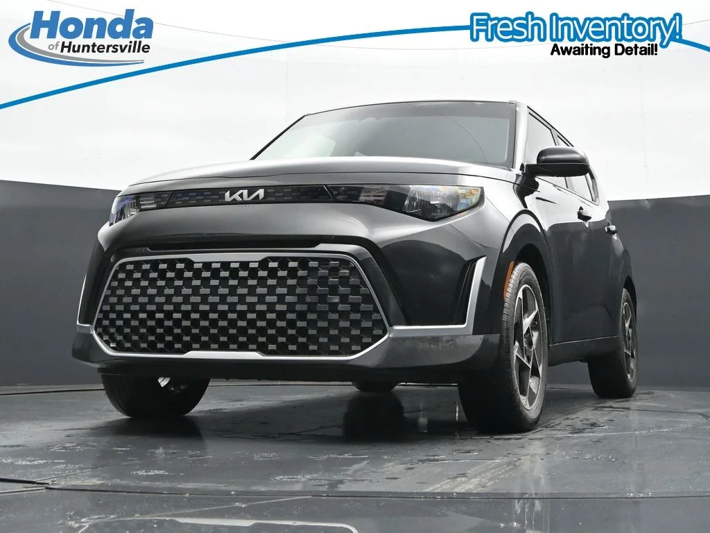 Used 2024 Black Kia EX image 27