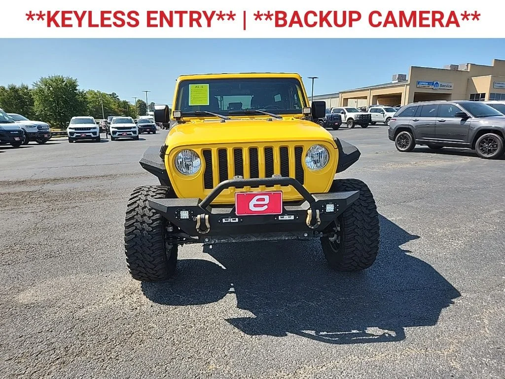Used 2020  Jeep Unlimited Sport S image 2