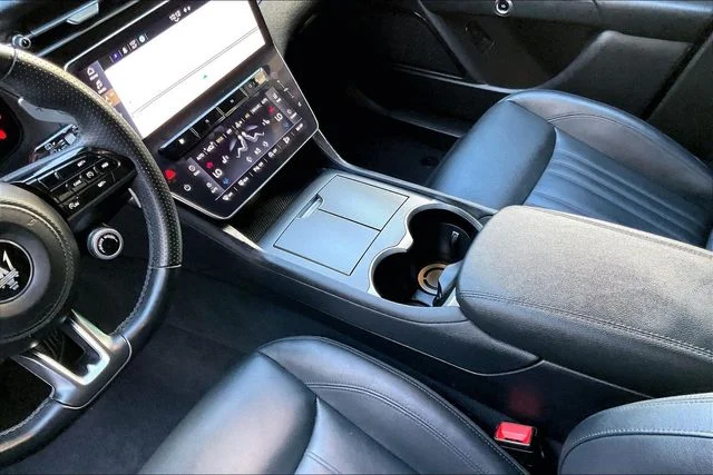 Used 2024  Maserati GT image 17