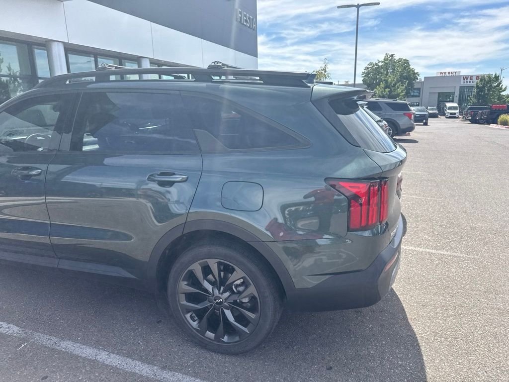 Used 2023 Green Kia X-Line SX Prestige image 12