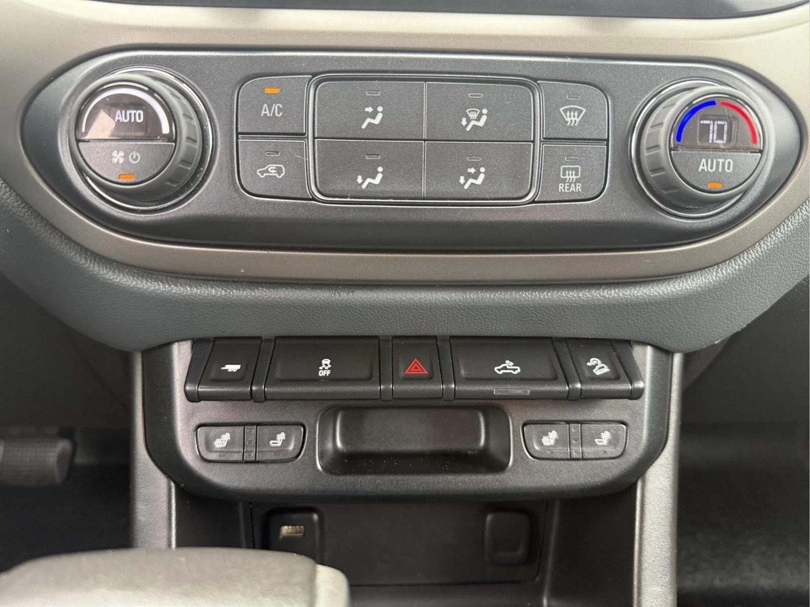 Used 2016 INFERNO ORANGE METALLIC Chevrolet 4WD Z71 image 17