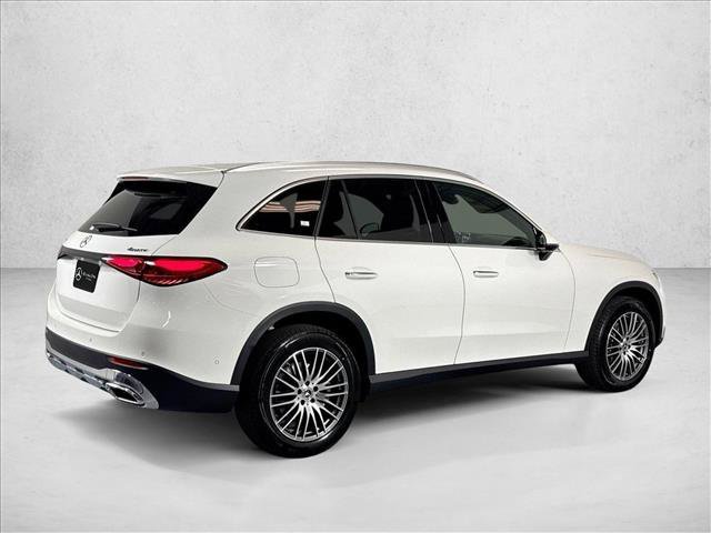 New 2026 Polar White Mercedes-Benz GLC 300 image 35