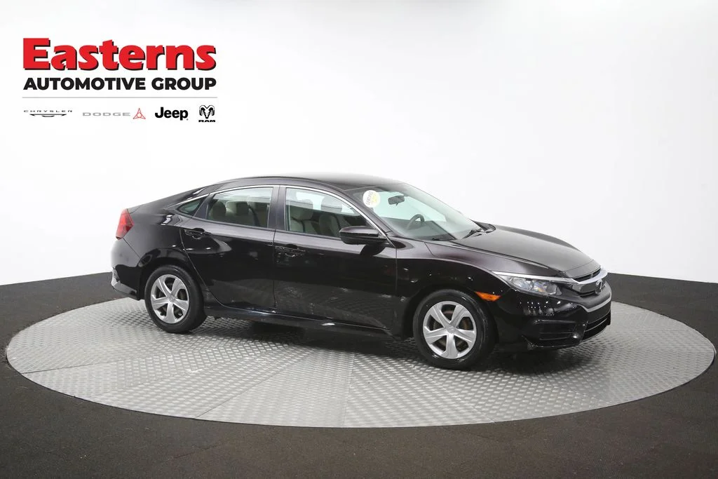 Used 2018 Black Honda LX image 45