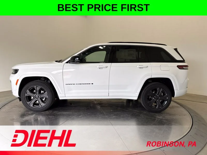 New 2027 Bright White Clearcoat Jeep Limited Reserve image 4