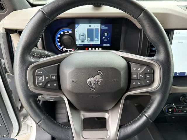 Used 2023 White Ford Wildtrak image 16