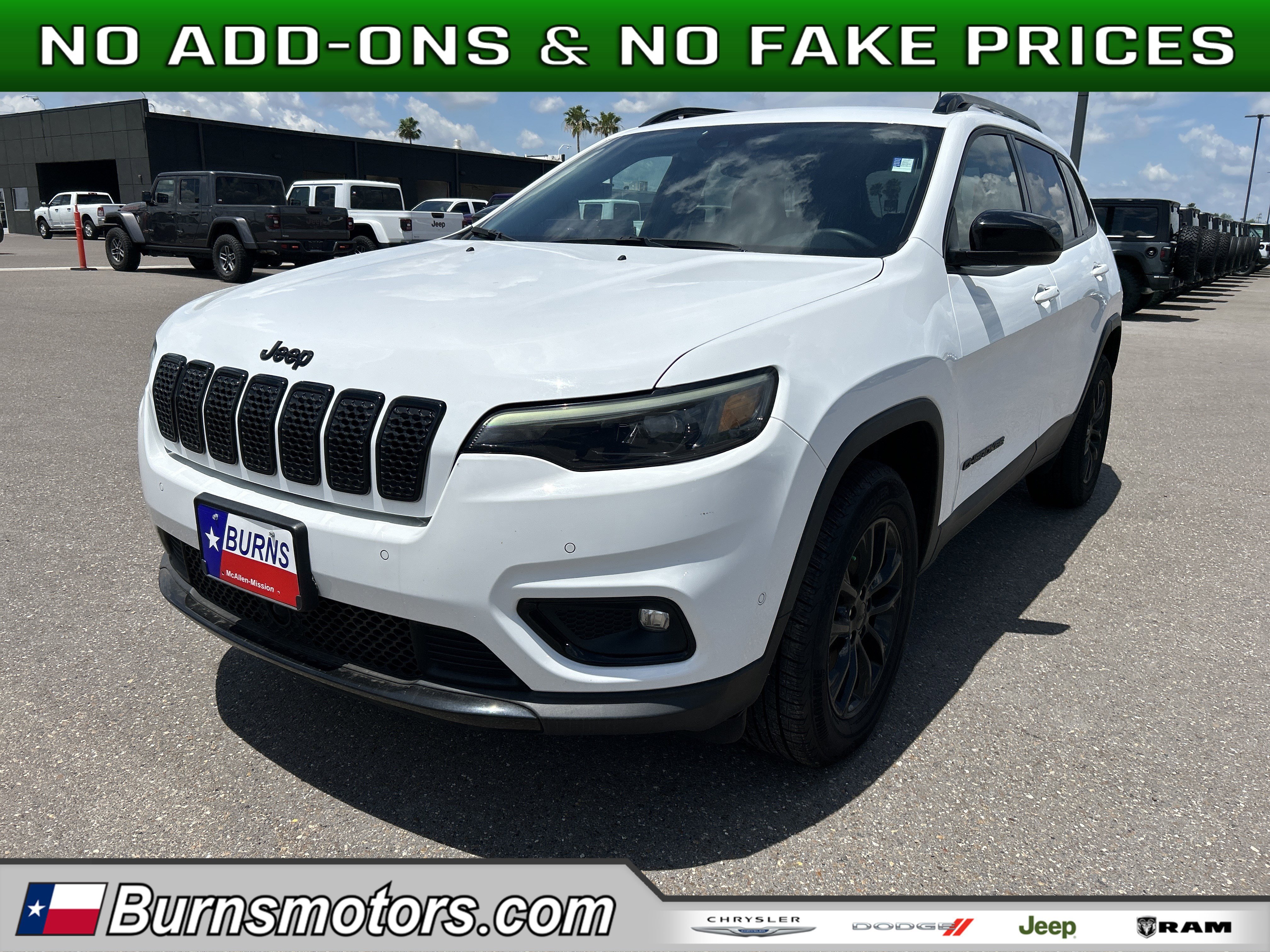 2023 Jeep Cherokee Altitude Lux 4X4's photo