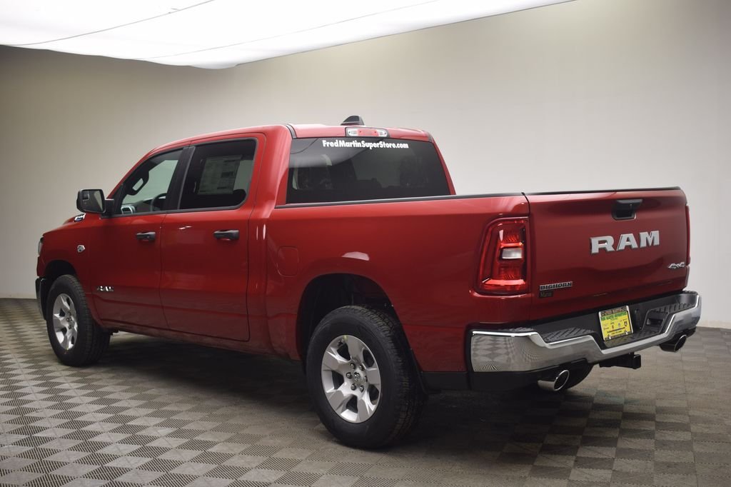 New 2026 Molten Red Pearl-Coat Exterior Paint RAM Big Horn/Lone Star image 11