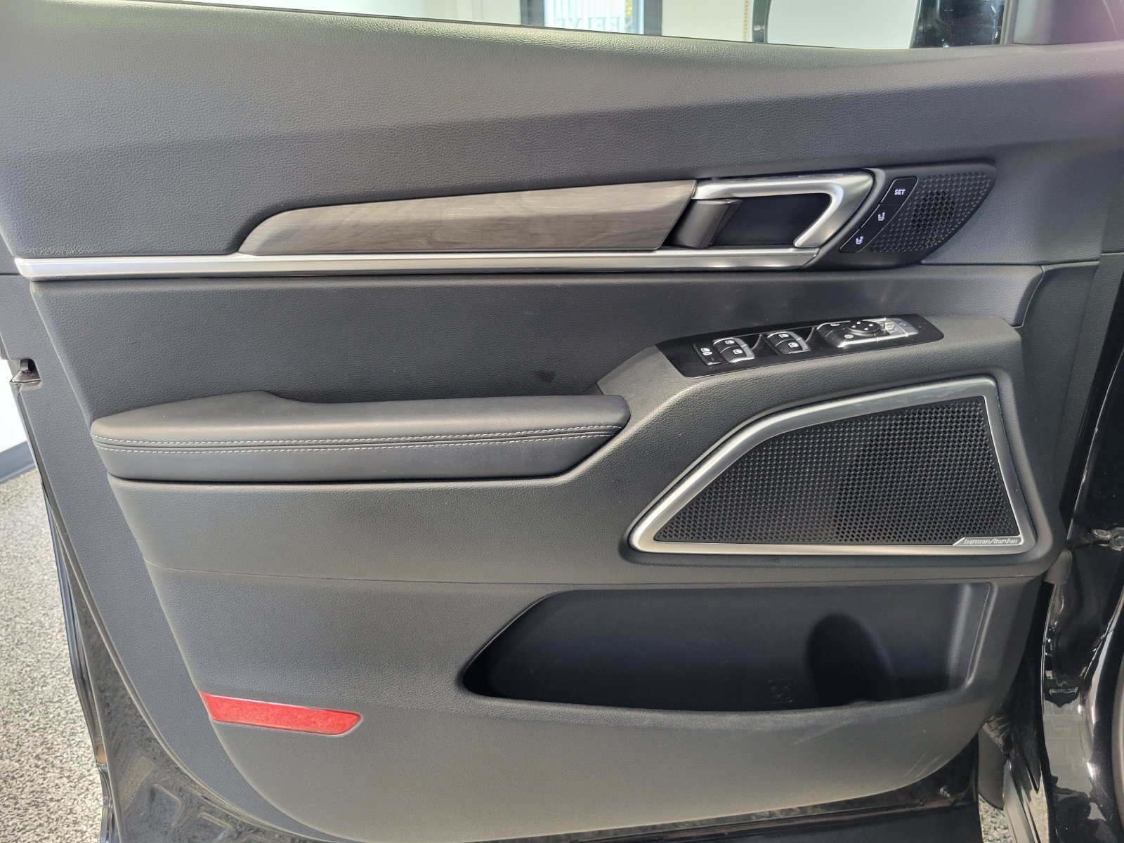 Certified Used 2025 Black Kia SX-Prestige X-Line image 6