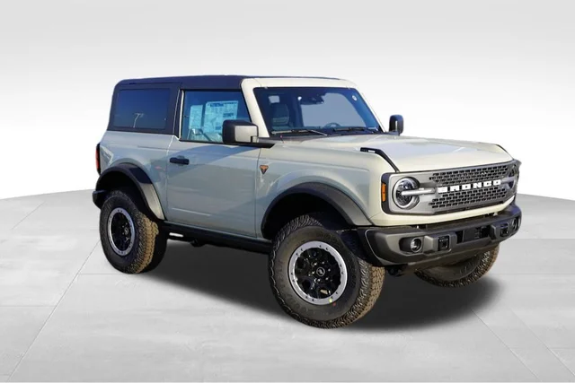 New 2025 Ford Bronco Badlands 2 Door in New Prague #NF585055