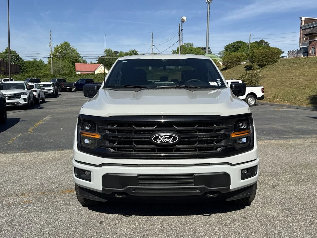 New 2026 Black Ford XLT image 2