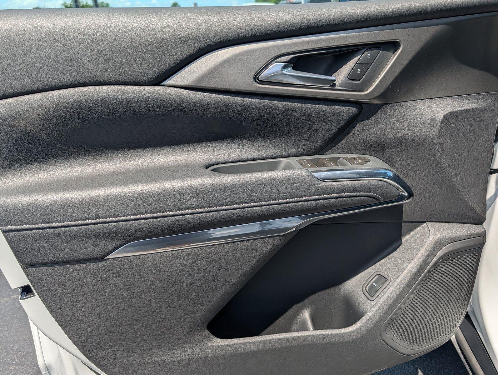 New 2026 Summit White Chevrolet LT image 14