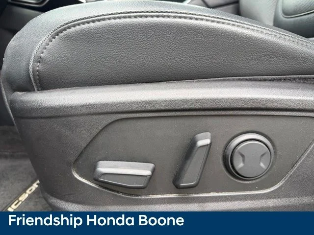 Used 2022 Gray Hyundai SEL image 15