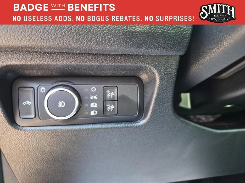 Certified Used 2025 Carbonized Gray Metallic Ford XLT image 24