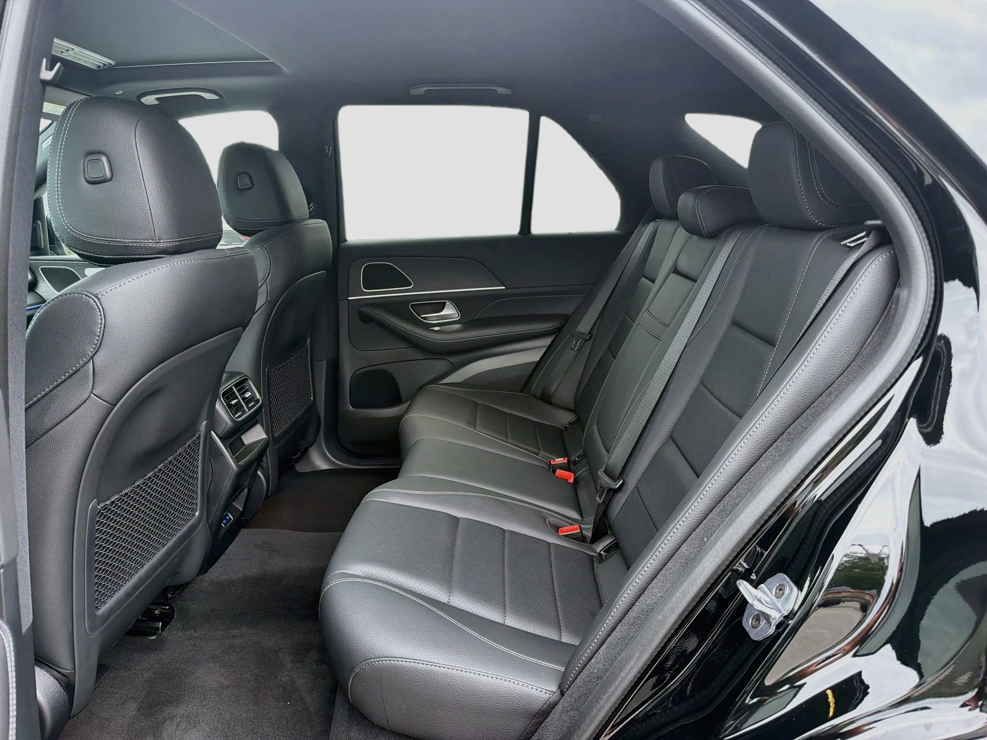 Used 2025 Obsidian Black Metallic Mercedes-Benz GLE 350 image 20