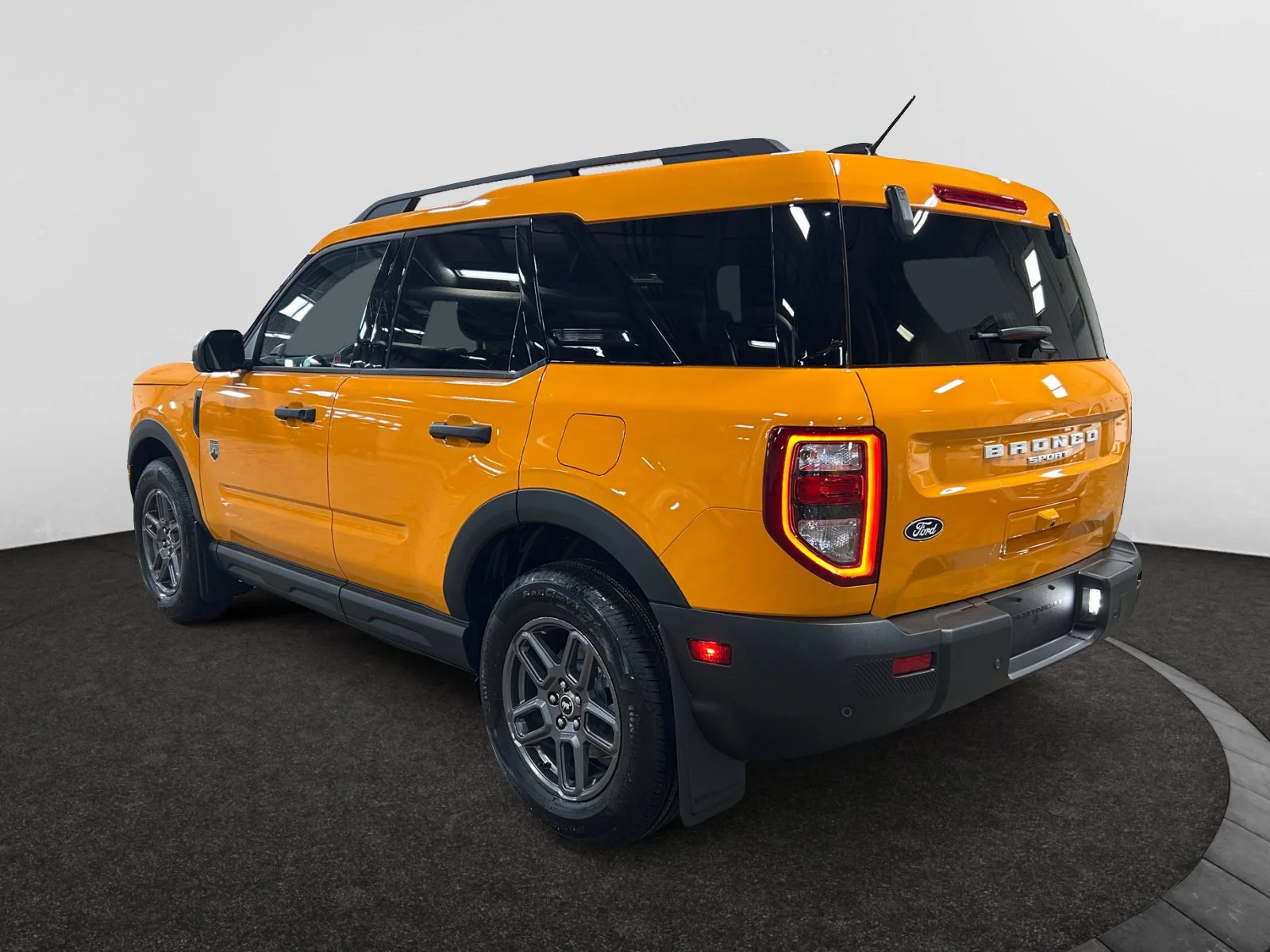New 2026 Orange Fury Metallic Tri-Coat Ford Big Bend image 3
