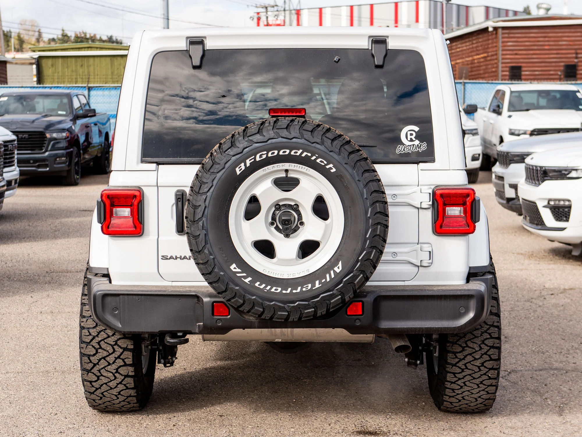 New 2026 White Jeep Sahara*, Black Rhino Wheels, 33 Inch Tires image 5