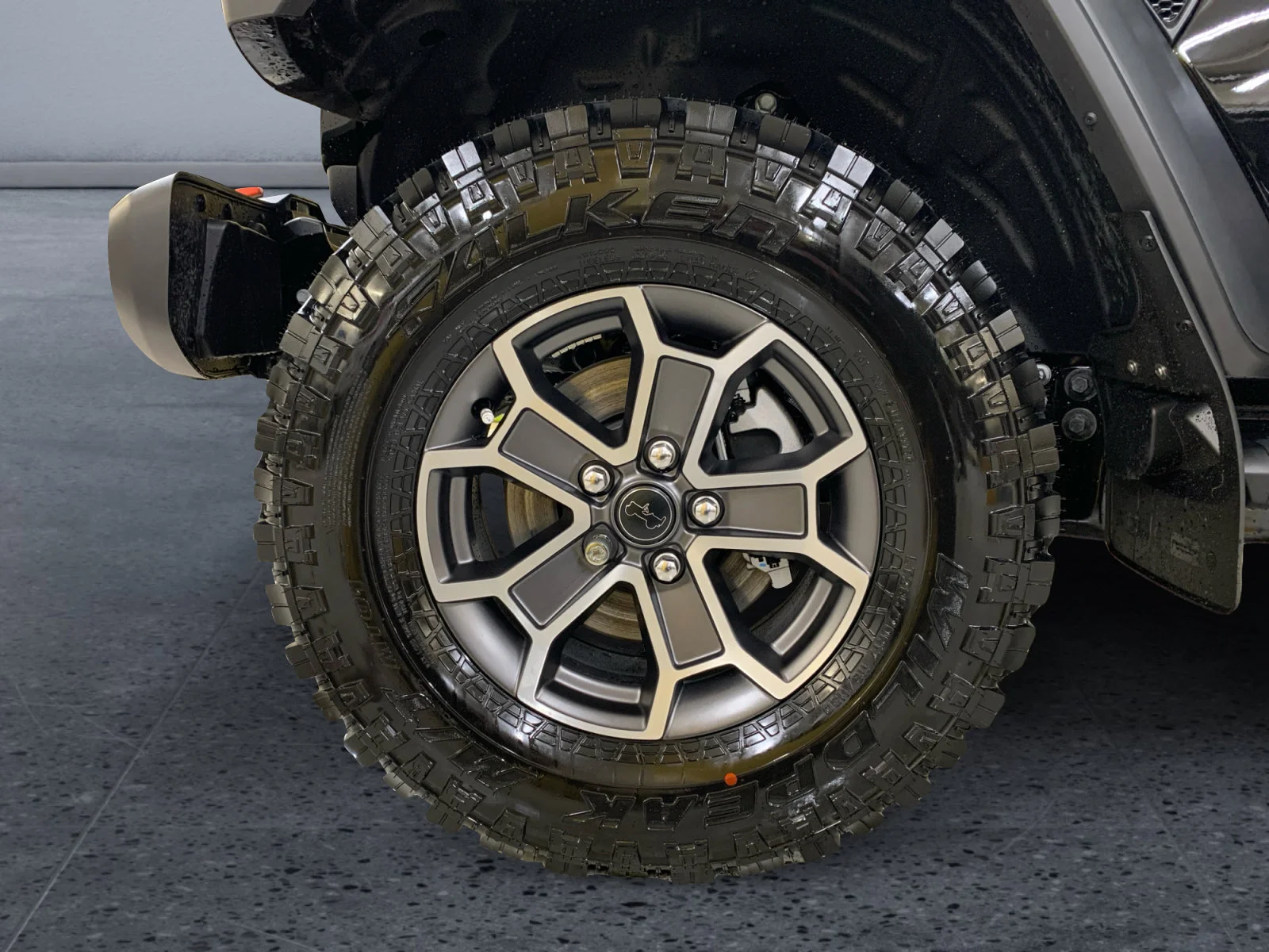 New 2026 Black Jeep Mojave image 9