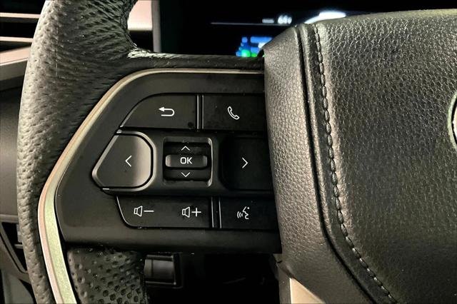 Certified Used 2026 WIND CHILL PEARL Toyota  image 22