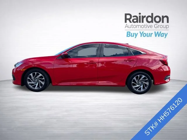 Used 2017  Honda EX image 4