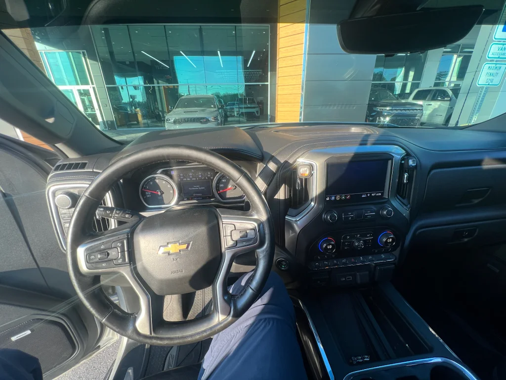 Used 2019 Silver Ice Metallic Chevrolet LTZ image 4