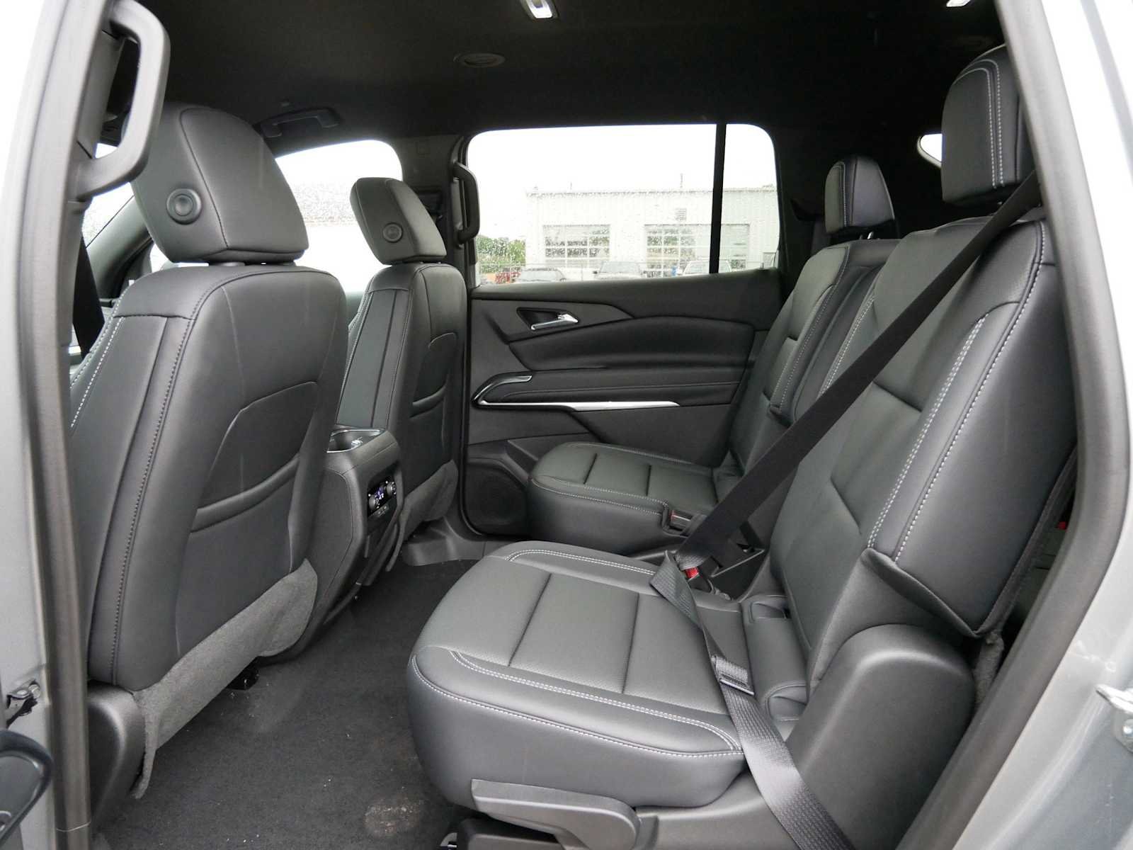 2026 Chevrolet Traverse LT - Photo 11