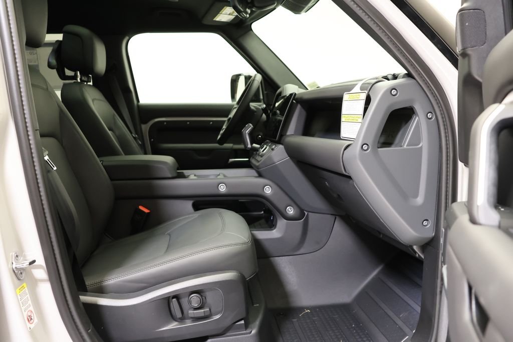 New 2026 Borasco Grey Land Rover S image 40