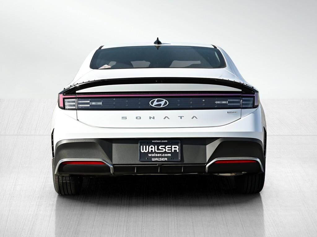 New 2026 Serenity White Hyundai Blue FWD image 28