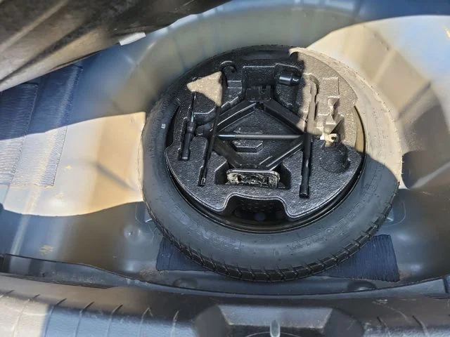 Used 2018 Blue Hyundai Sport image 29
