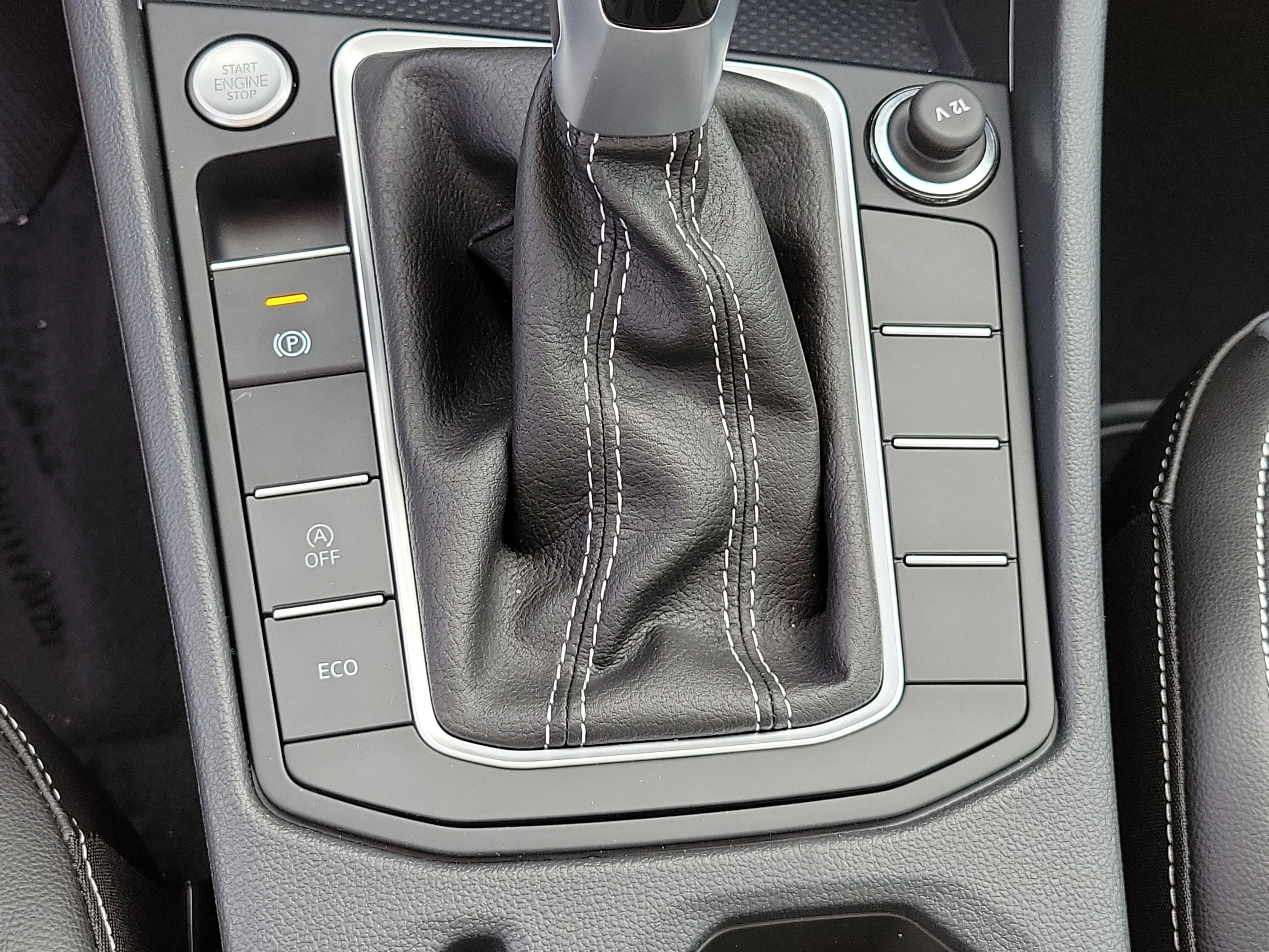 New 2026 Silver Volkswagen 1.5T SE image 31