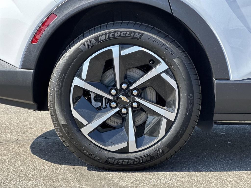 2026 Chevrolet Equinox EV 2LT - Photo 35