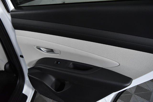 New 2026 White Hyundai SEL Premium AWD image 82