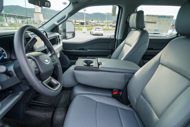 New 2026 Oxford White Ford F-350® XL image 44