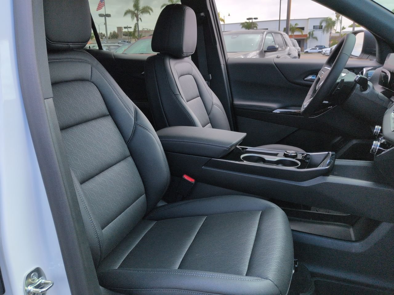 2026 Chevrolet Equinox LT - Photo 29