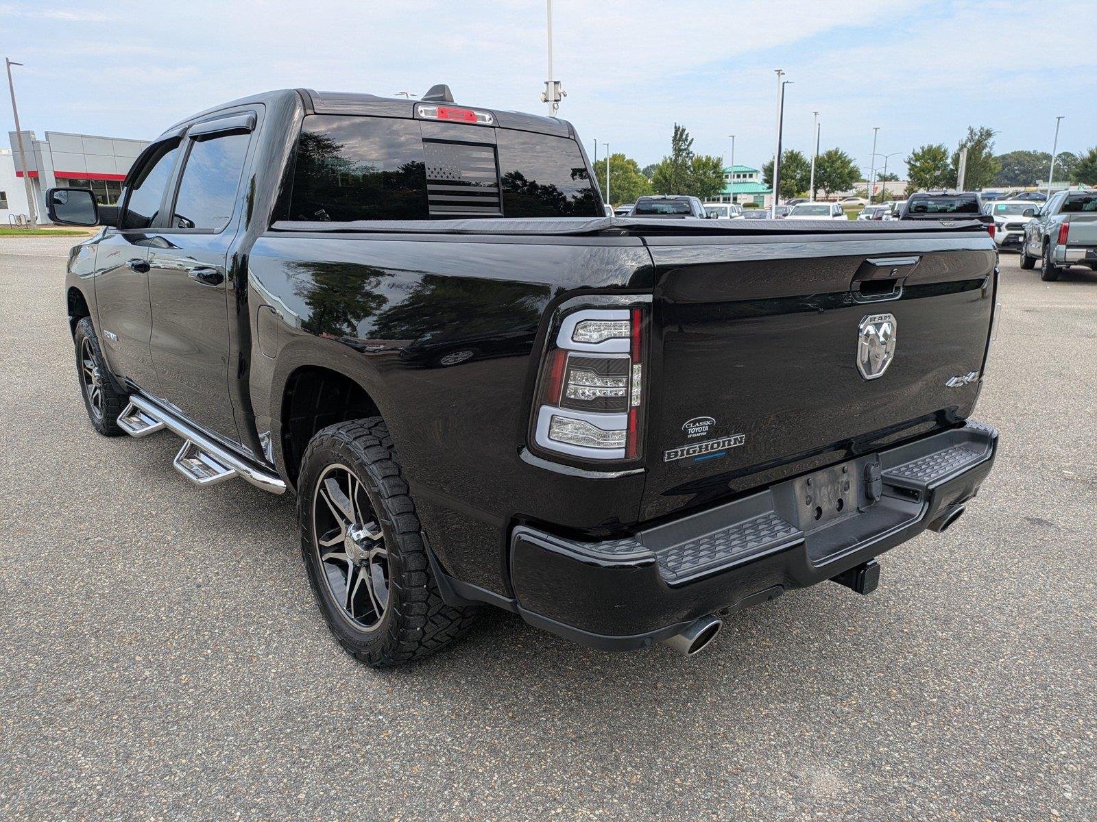 Used 2019 Diamond Black Crystal Pearlcoat Ram Big Horn/Lone Star image 6