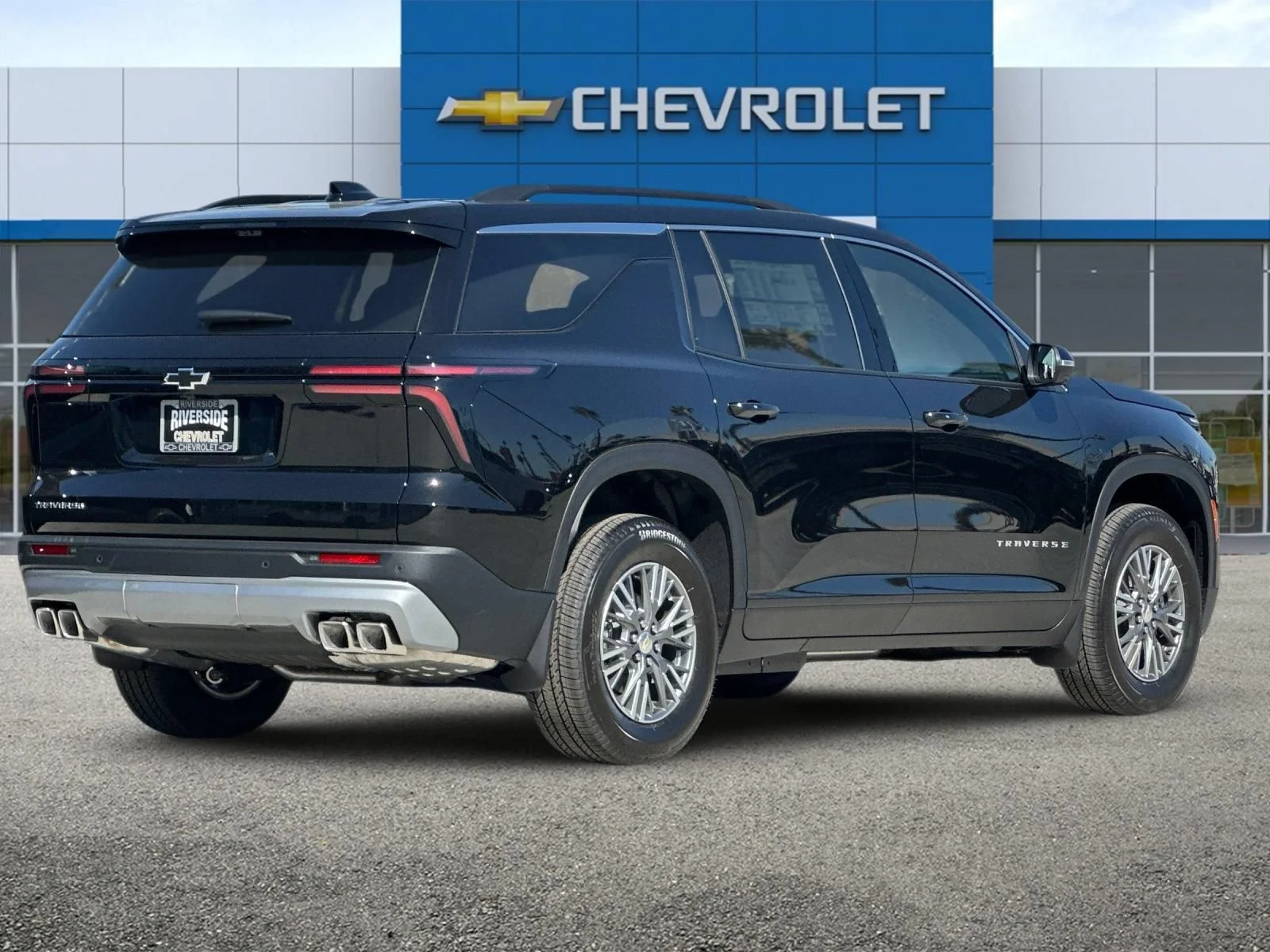 New 2026 Mosaic Black Metallic Chevrolet LT image 4