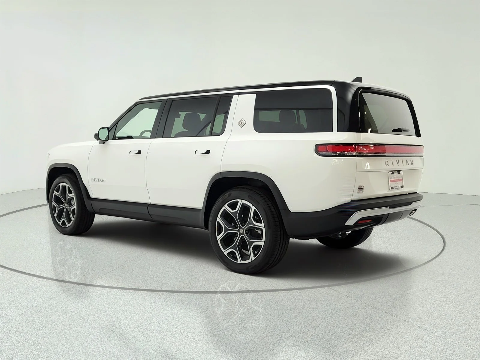 Used 2025 WHITE Rivian Adventure Dual-Motor Large Pack image 7