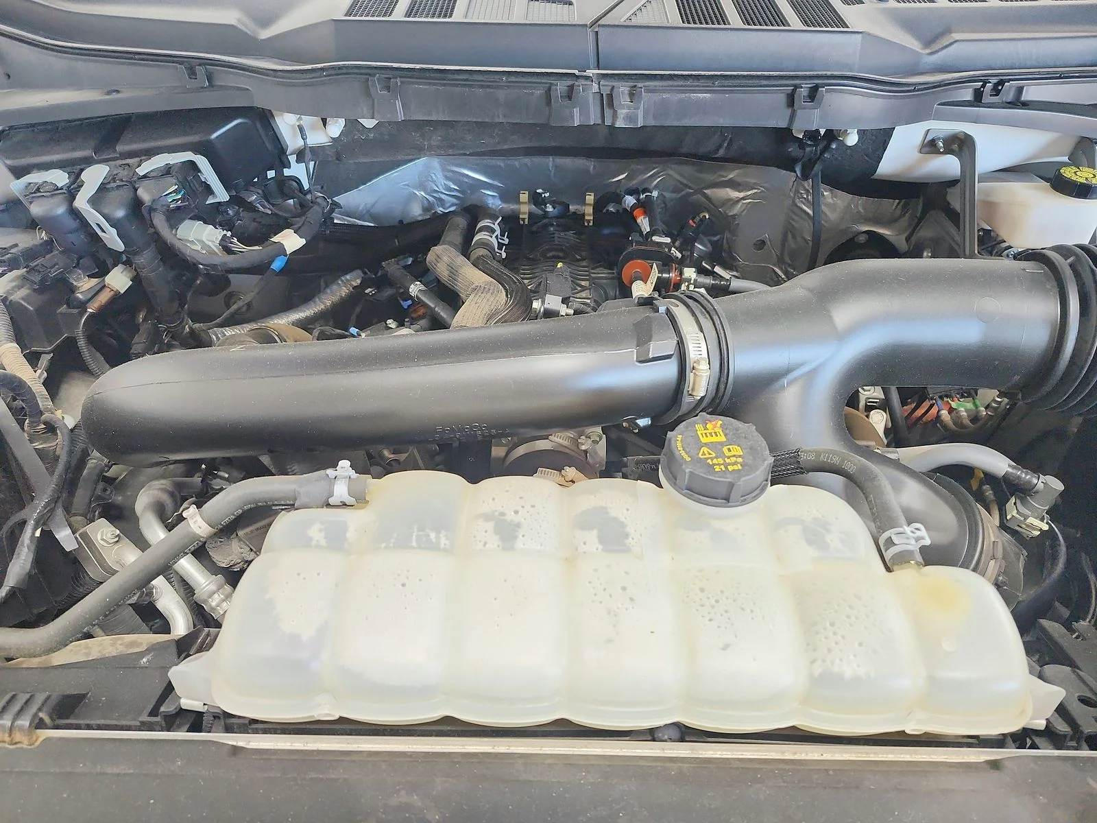 Used 2024 White Ford Lariat image 17