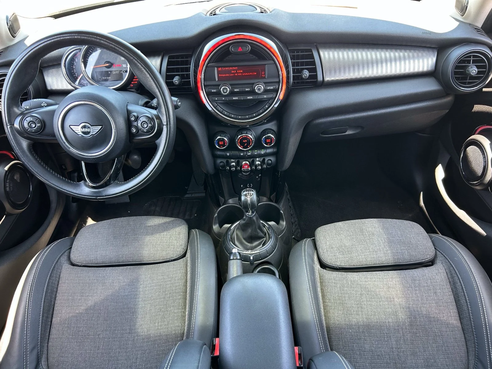 Used 2016 White Silver Metallic MINI S image 16