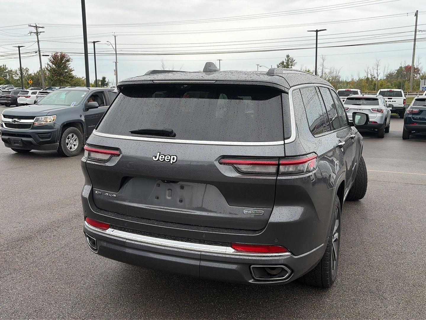 Used 2021 Baltic Gray Metallic Clearcoat Jeep Overland image 2