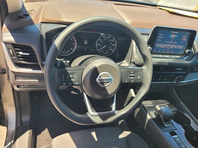 Used 2021 Gray Nissan S image 30